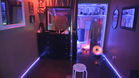 juicyjayxxx69 online show from 02/06/25, 04:53