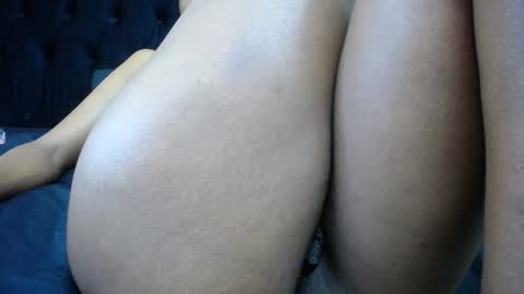 Snapshot of juicykayxxx chatting on 01/27/25, 07:14 Miss Kay online show from 01/27/25, 07:14