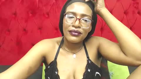 Snapshot of juicykayxxx chatting on 06/16/26, 04:31 Miss Kay online show from 06/16/26, 04:31