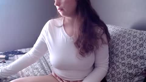 Snapshot of juicymomma1223 chatting on 02/03/25, 06:49 juicymomma1223 online show from 02/03/25, 06:49