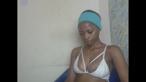 juicypiexx online show from 02/11/25, 07:27