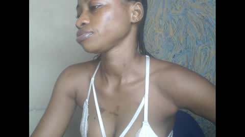 juicypiexx online show from 02/20/25, 11:54