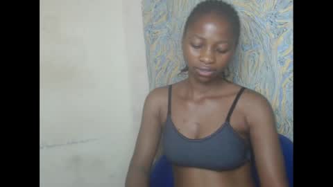 juicypiexx online show from 02/27/25, 04:20