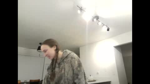 Sav online show from 11/21/25, 06:23