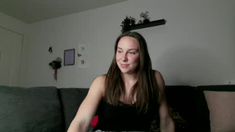 Snapshot of juicysavanah chatting on 06/13/26, 10:57 Sav online show from 06/13/26, 10:57