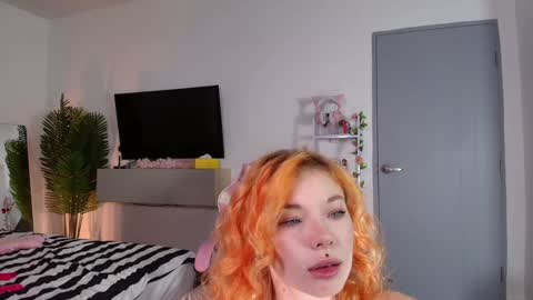 Hiya Im your sweet Lia online show from 11/21/25, 01:37