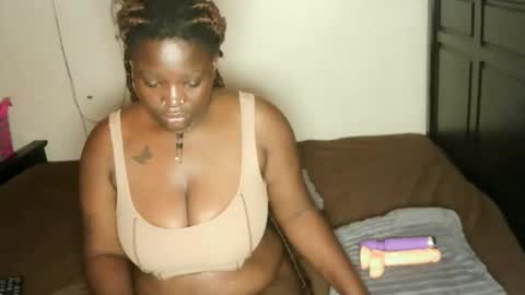 Snapshot of juicyslurrt chatting on 11/10/25, 10:36 juicyslurrt online show from 11/10/25, 10:36