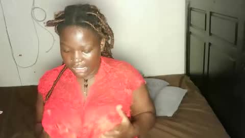 Snapshot of juicyslurrt chatting on 11/12/25, 06:19 juicyslurrt online show from 11/12/25, 06:19