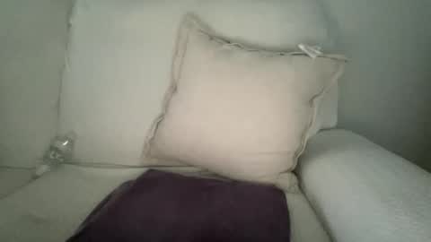 Snapshot of juicywhenwet chatting on 02/05/26, 02:22 juicywhenwet online show from 02/05/26, 02:22