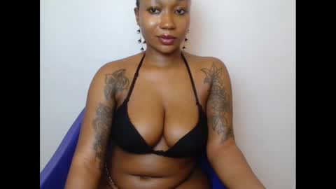 juicyxpink online show from 03/05/25, 04:57