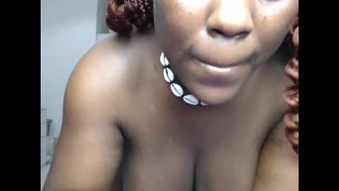 juicyxxxboobs online show from 11/25/25, 09:48