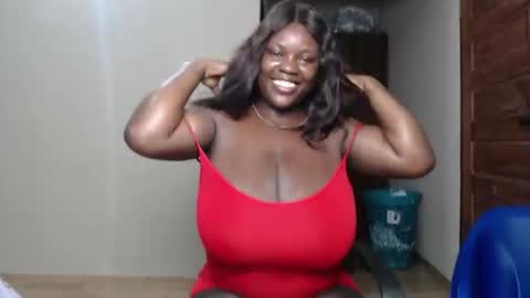 Snapshot of juicyxxxboobs chatting on 06/12/26, 06:18 juicyxxxboobs online show from 06/12/26, 06:18