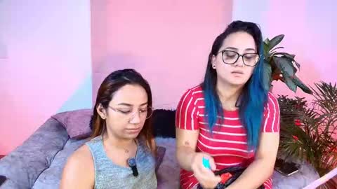 Jules and Gia online show from 11/18/25, 06:01