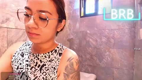 Jules and Gia online show from 03/02/26, 04:25