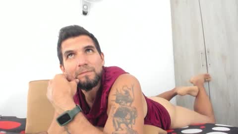 juleslake2 online show from 12/20/25, 09:55