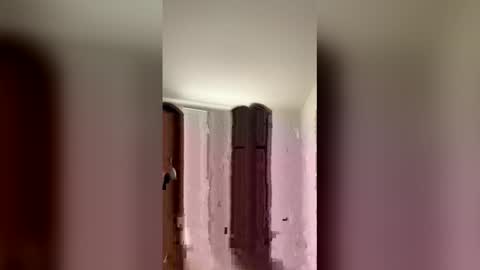 julessummers online show from 12/15/25, 08:02