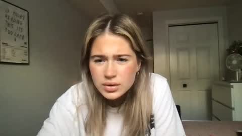 julessummers online show from 12/16/25, 07:41