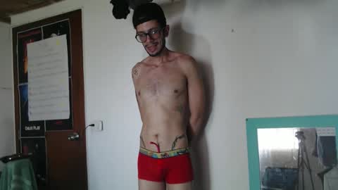 Julfigo online show from 04/14/26, 06:47