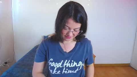 Juliana online show from 12/17/24, 03:17