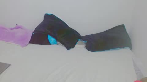  Juliana Torres  online show from 02/02/26, 07:45