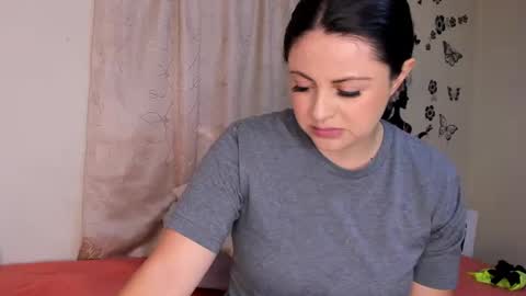 Juli online show from 03/11/25, 05:35