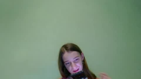 Julietta online show from 12/19/24, 01:18