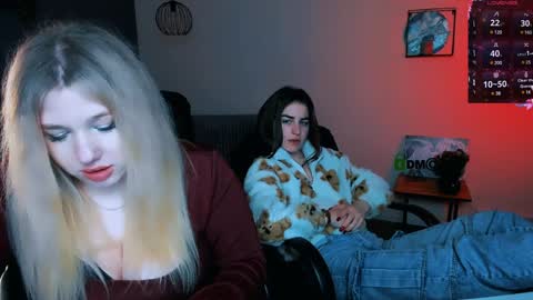 Snapshot of juli_kisss chatting on 01/28/25, 04:50 juli kisss online show from 01/28/25, 04:50