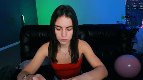 Snapshot of juli_kisss chatting on 01/30/25, 02:27 juli kisss online show from 01/30/25, 02:27
