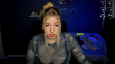 Snapshot of juli_kisss chatting on 02/06/25, 09:32 juli kisss online show from 02/06/25, 09:32