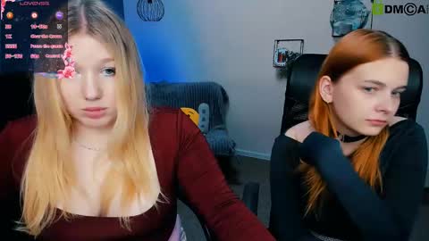 Snapshot of juli_kisss chatting on 03/12/25, 02:20 juli kisss online show from 03/12/25, 02:20
