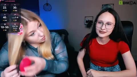 Snapshot of juli_kisss chatting on 03/12/25, 07:59 juli kisss online show from 03/12/25, 07:59