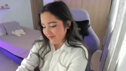 Snapshot of juli_santos_22 chatting on 01/13/25, 03:58 juli_santos_22 online show from 01/13/25, 03:58
