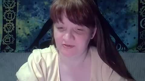 Julia online show from 04/22/26, 08:43