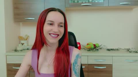 JuliaJae online show from 05/01/26, 05:34