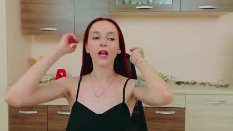 JuliaJae online show from 06/04/26, 12:22