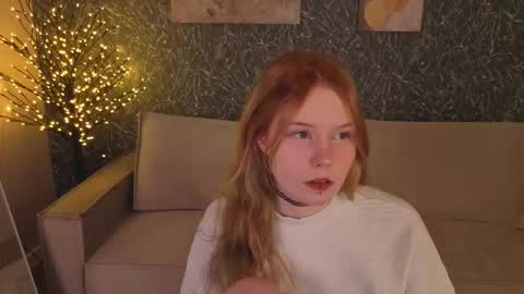 Snapshot of julia_anis chatting on 02/10/26, 01:43 Julia online show from 02/10/26, 01:43