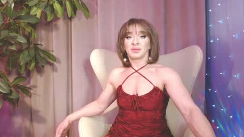 Snapshot of julia_renard chatting on 12/14/24, 05:47 Julia online show from 12/14/24, 05:47