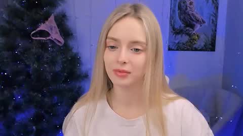 Snapshot of juliabrewwer chatting on 12/19/25, 02:46 Julia online show from 12/19/25, 02:46