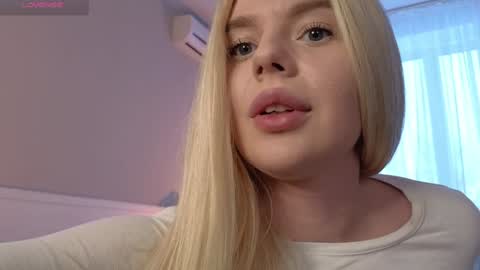 Molly online show from 01/05/25, 06:24