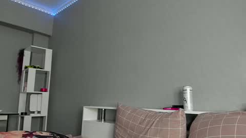 Julia -  online show from 03/01/25, 01:18