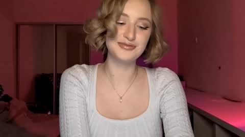 Snapshot of juliahupman chatting on 02/24/26, 05:33 Kate online show from 02/24/26, 05:33