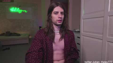 julian_cassablanca online show from 04/24/26, 03:20