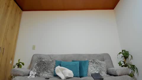 Snapshot of julian_wallace chatting on 12/04/24, 07:06 julian_wallace online show from 12/04/24, 07:06