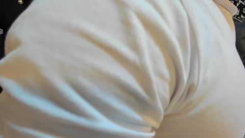 Snapshot of julian_wallace chatting on 02/28/25, 05:04 julian_wallace online show from 02/28/25, 05:04