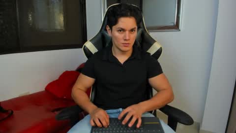 julian_wallace online show from 02/09/26, 09:19