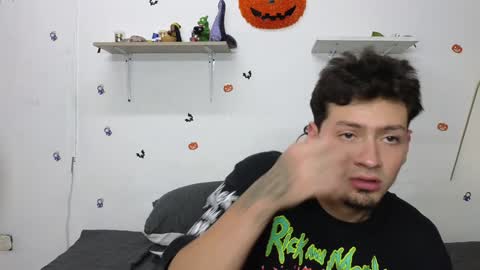 Snapshot of julian_whitee654 chatting on 12/03/24, 08:28 julian_whitee654 online show from 12/03/24, 08:28