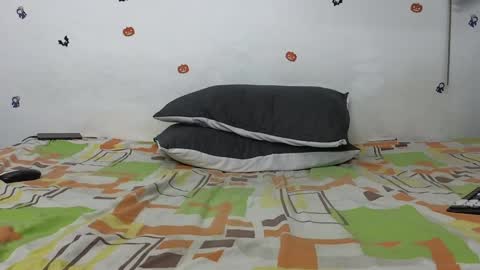 Snapshot of julian_whitee654 chatting on 12/20/24, 06:24 julian_whitee654 online show from 12/20/24, 06:24