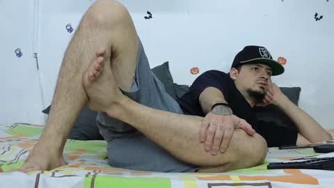 Snapshot of julian_whitee654 chatting on 01/24/25, 03:24 julian_whitee654 online show from 01/24/25, 03:24