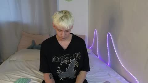 Eren online show from 04/04/26, 01:26