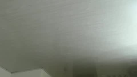 Snapshot of juliana_news chatting on 10/13/25, 10:32 juliana_news online show from 10/13/25, 10:32